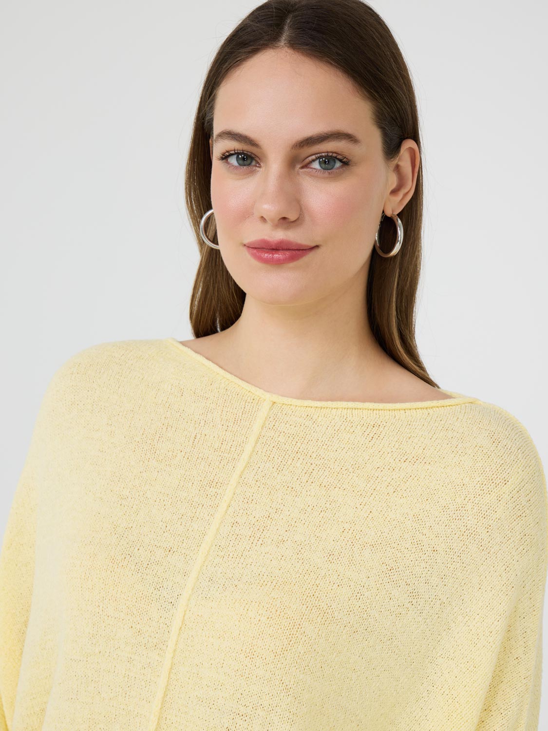 Pull à col bateau et manches dolman