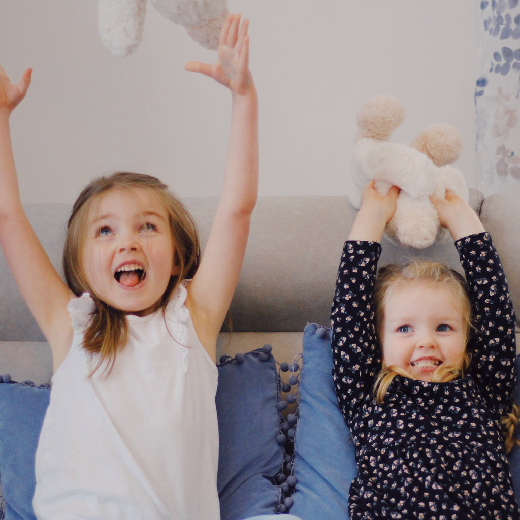 Thermy Buddy™ – Cozy Heated Plush Toy – Giant Squashed Duck