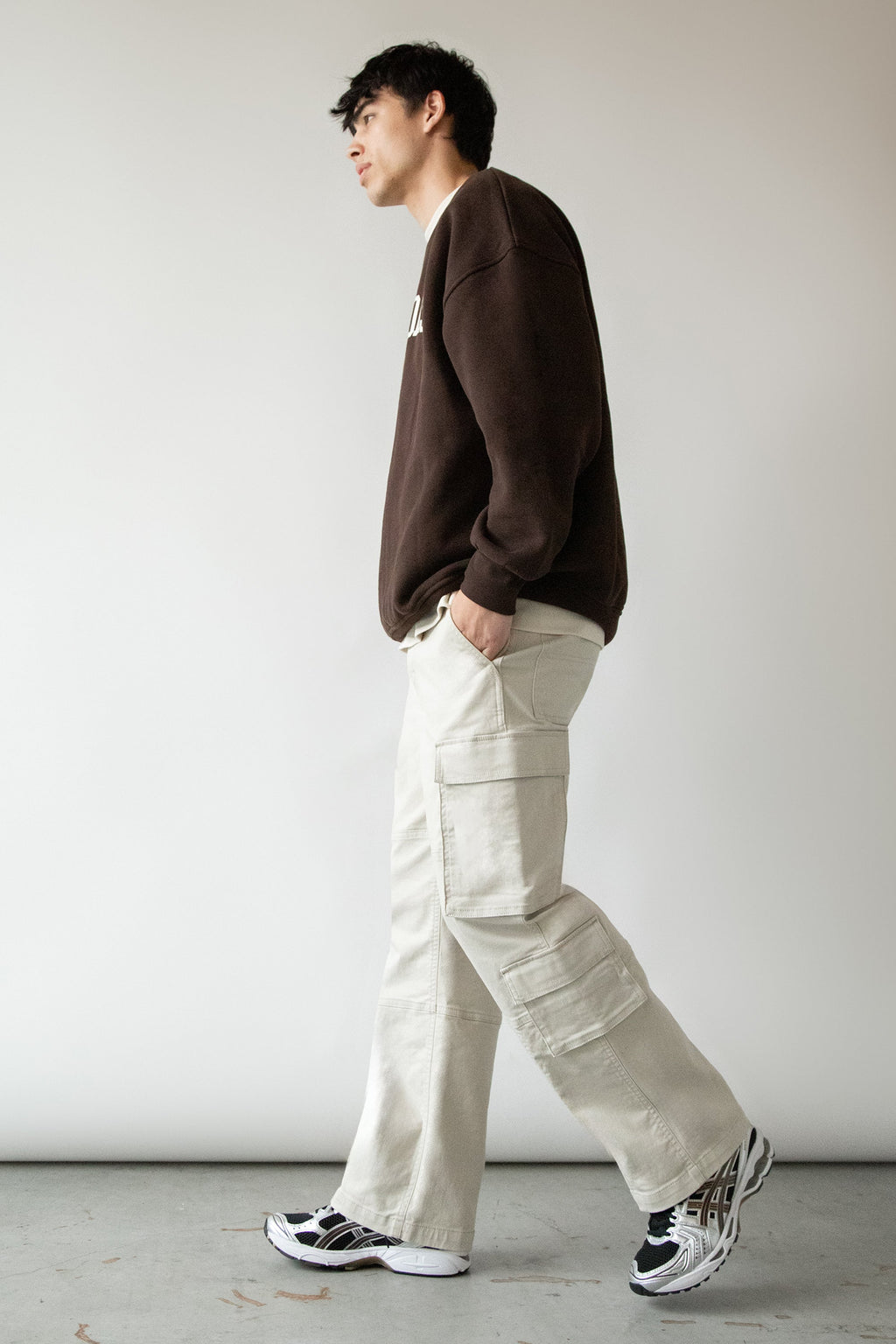 PANTALON CARGO EN SERGÉ