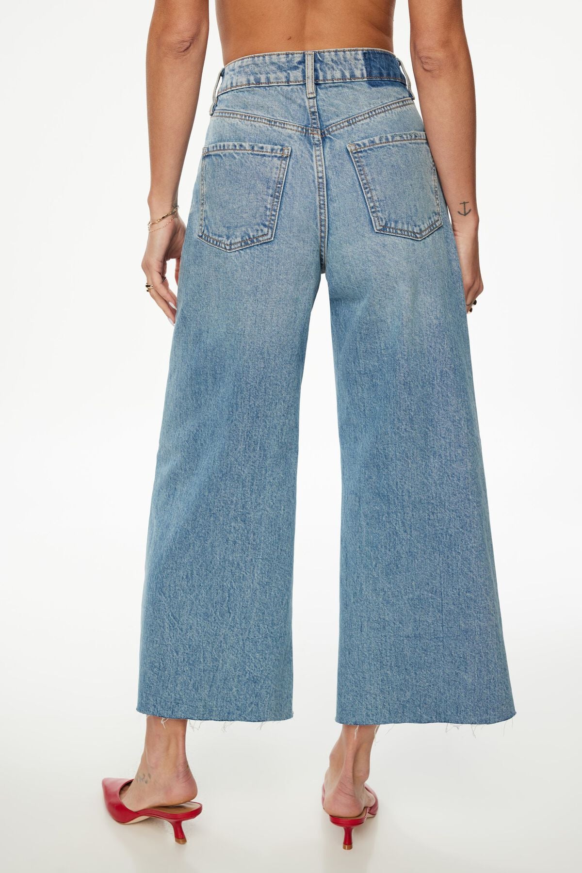 Jean court ultra large Chloé