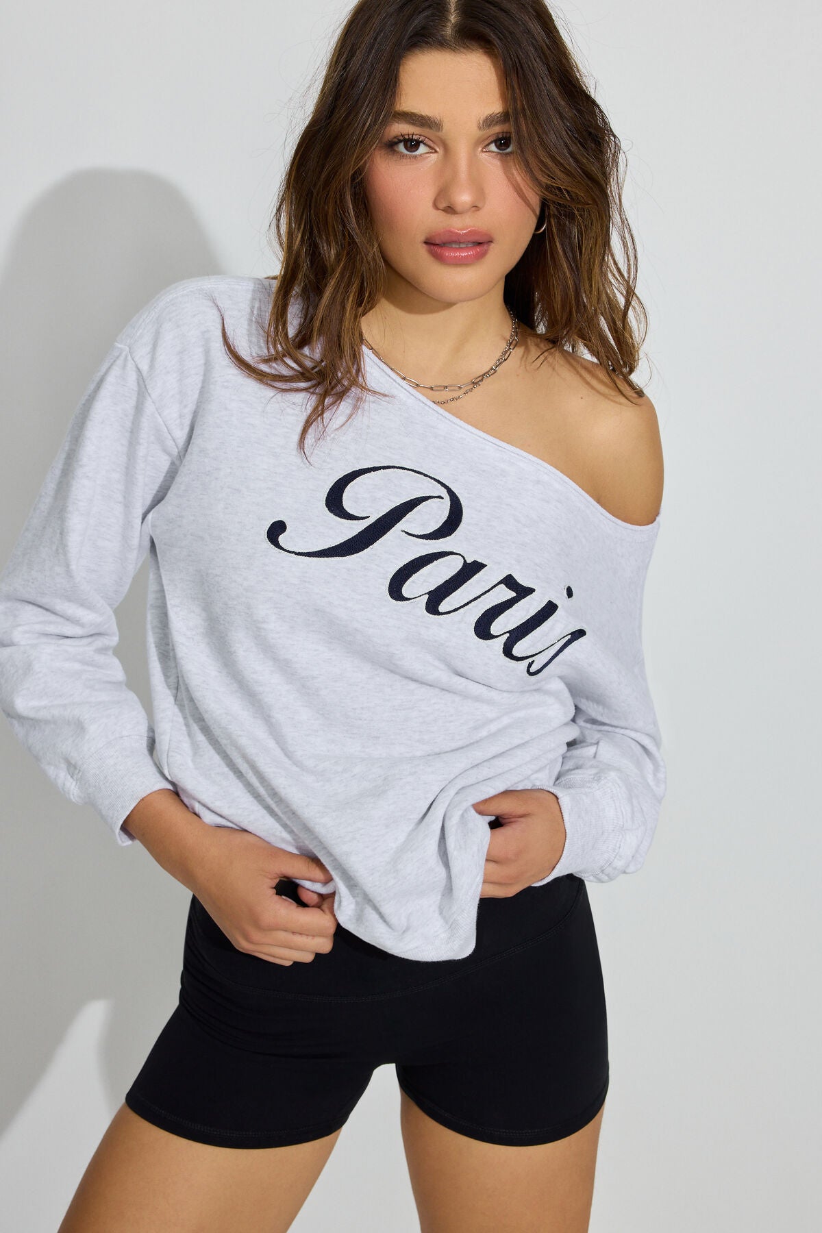 Sweat-shirt à épaules dénudées en tissu éponge doux
