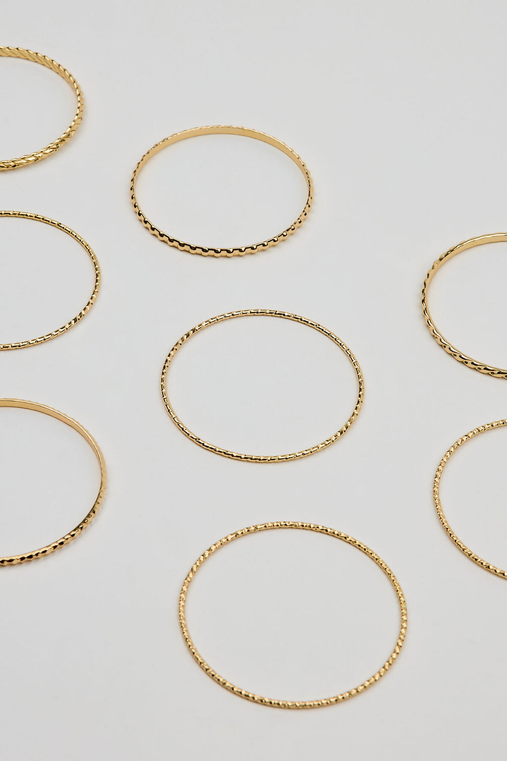 Ensemble de 11 bracelets texturés