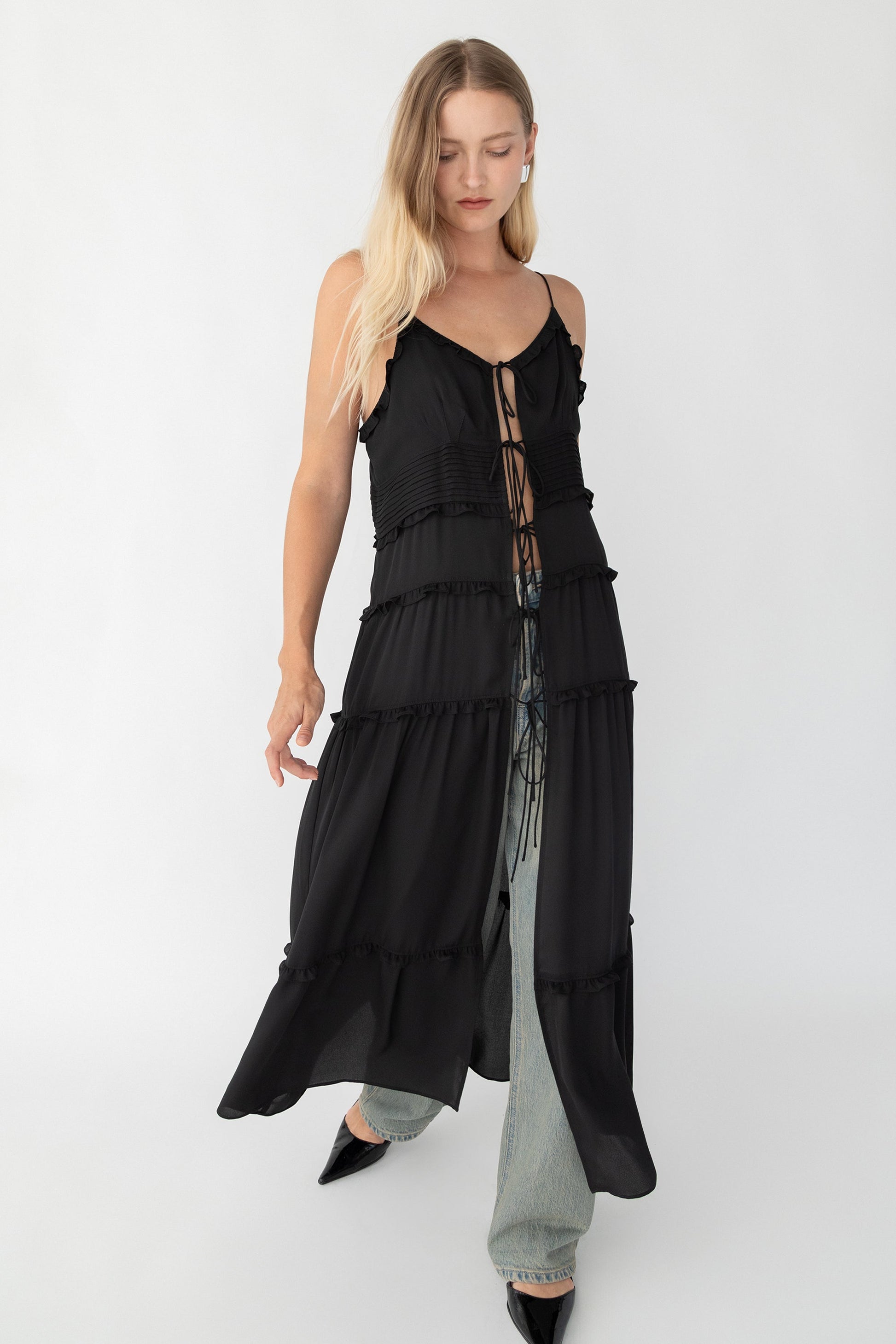 ROBE MIDI TRANSPARENTE À NOUER SUR LE DEVANT
