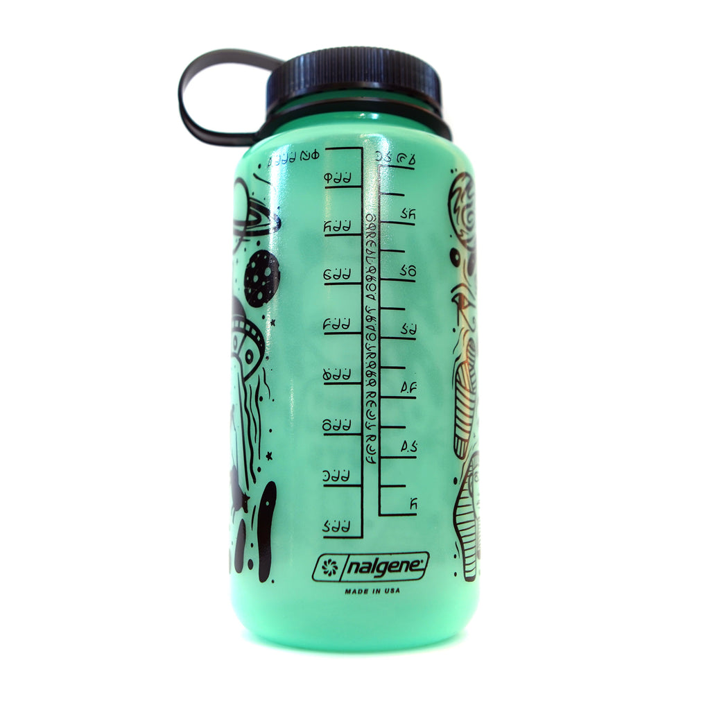 Glow in the Dark Alien 32 oz Nalgene Water Bottle