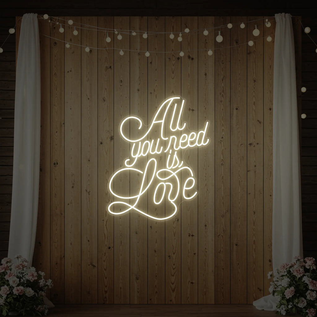 Enseigne lumineuse « Tout ce dont vous avez besoin, c'est d'amour » V2