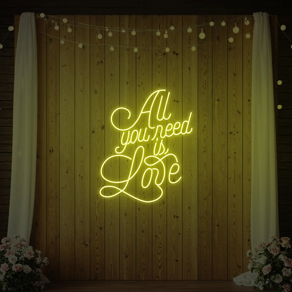 Enseigne lumineuse « Tout ce dont vous avez besoin, c'est d'amour » V2