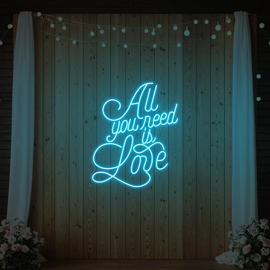 Enseigne lumineuse « Tout ce dont vous avez besoin, c'est d'amour » V2
