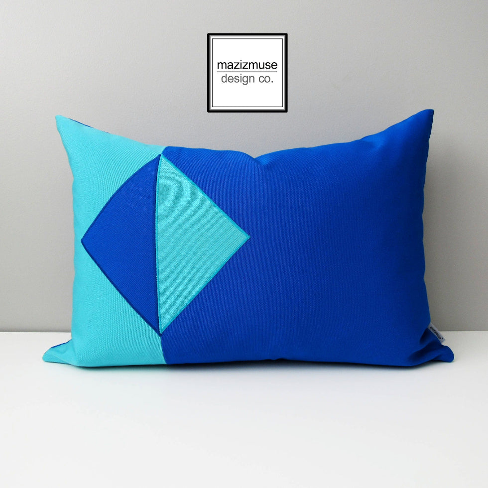 Housse de coussin d'extérieur Sunbrella bleu Pacifique moderne, taie d'oreiller géométrique