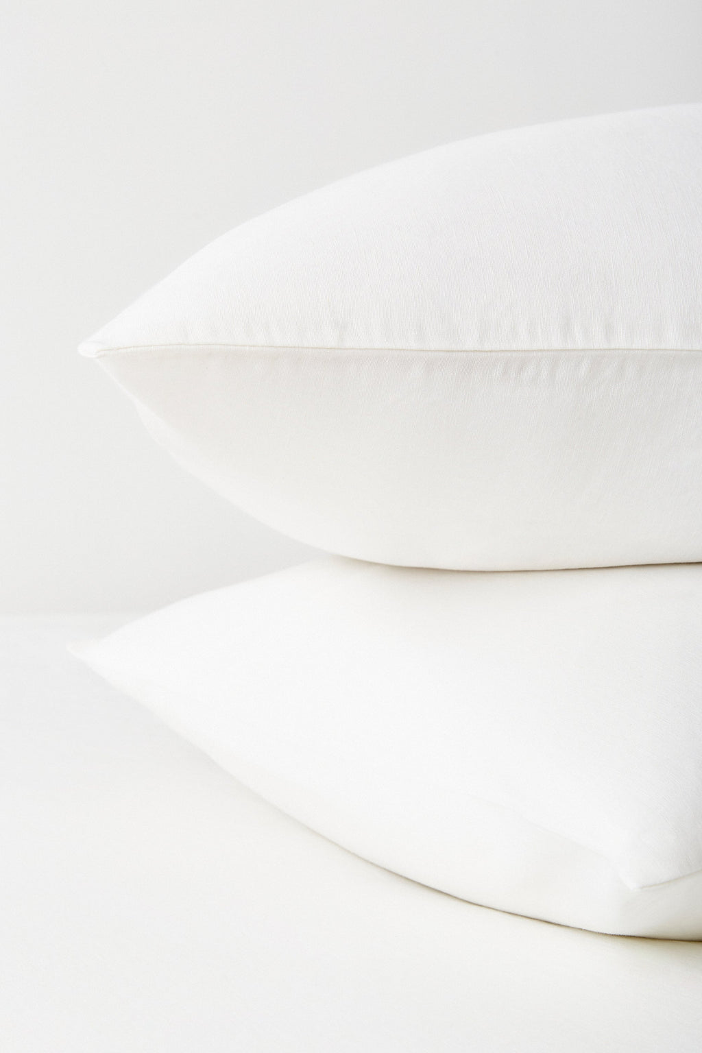 Linen Fitted Sheet and Pillow Set