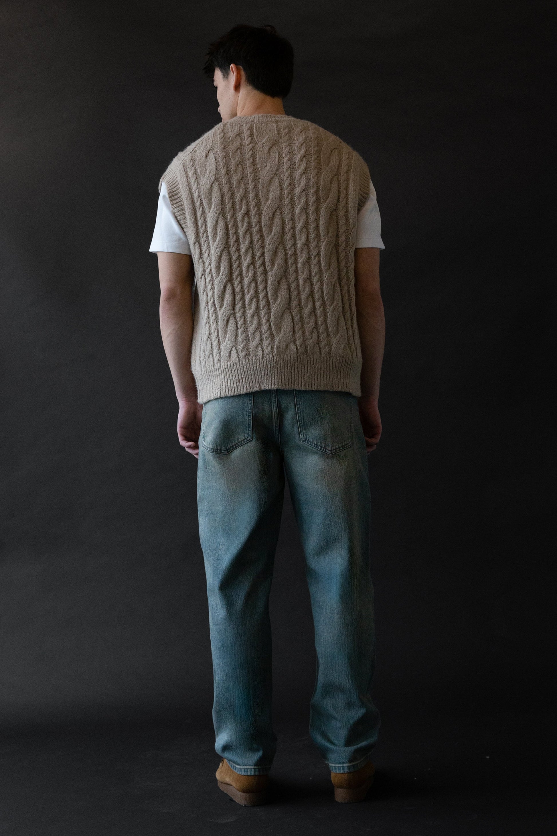 RELAXED FIT TAPERED JEAN