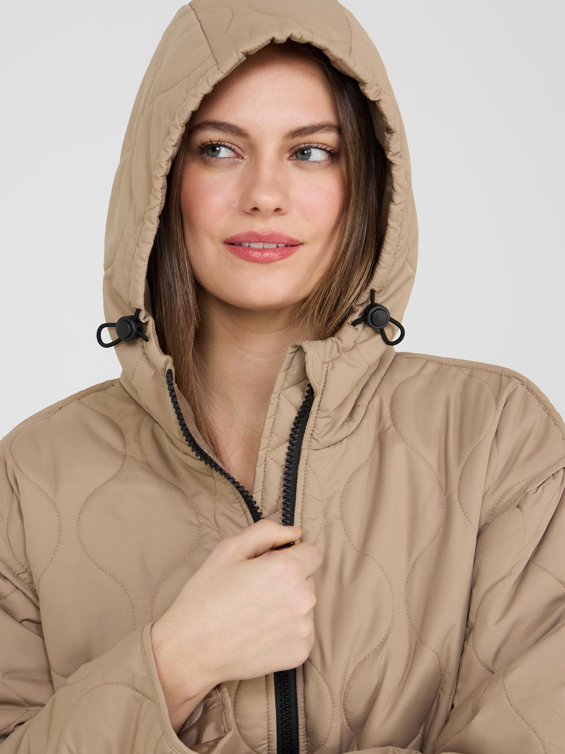 Veste matelassée à capuche