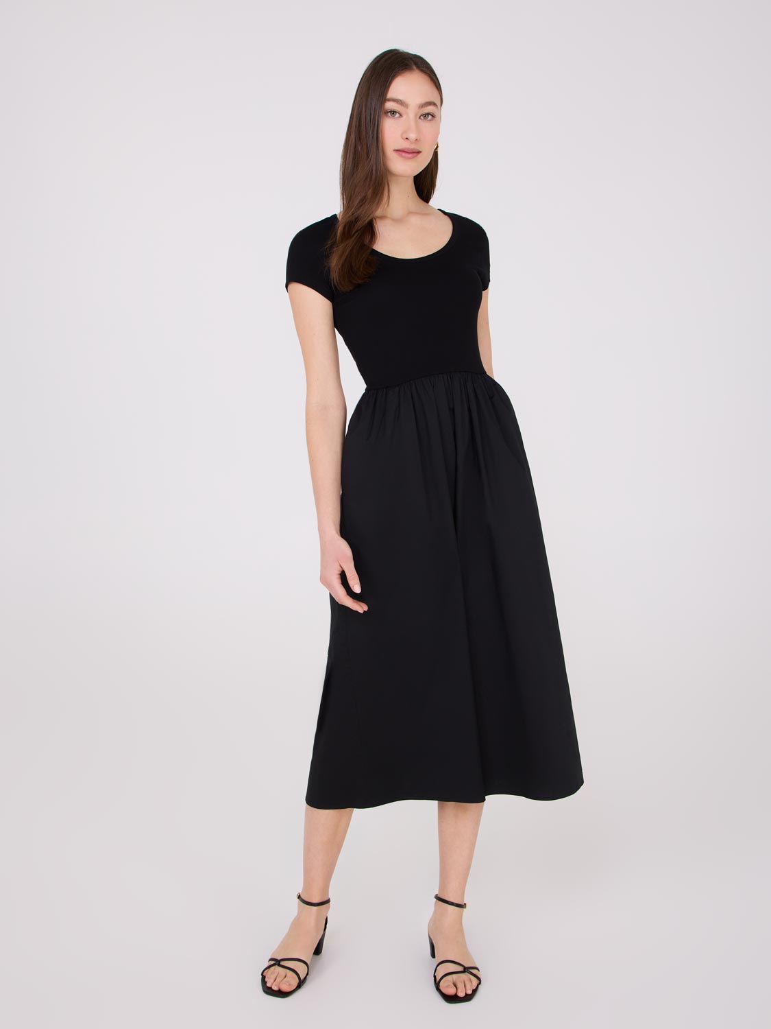 Robe mi-longue à manches courtes 2-Fer