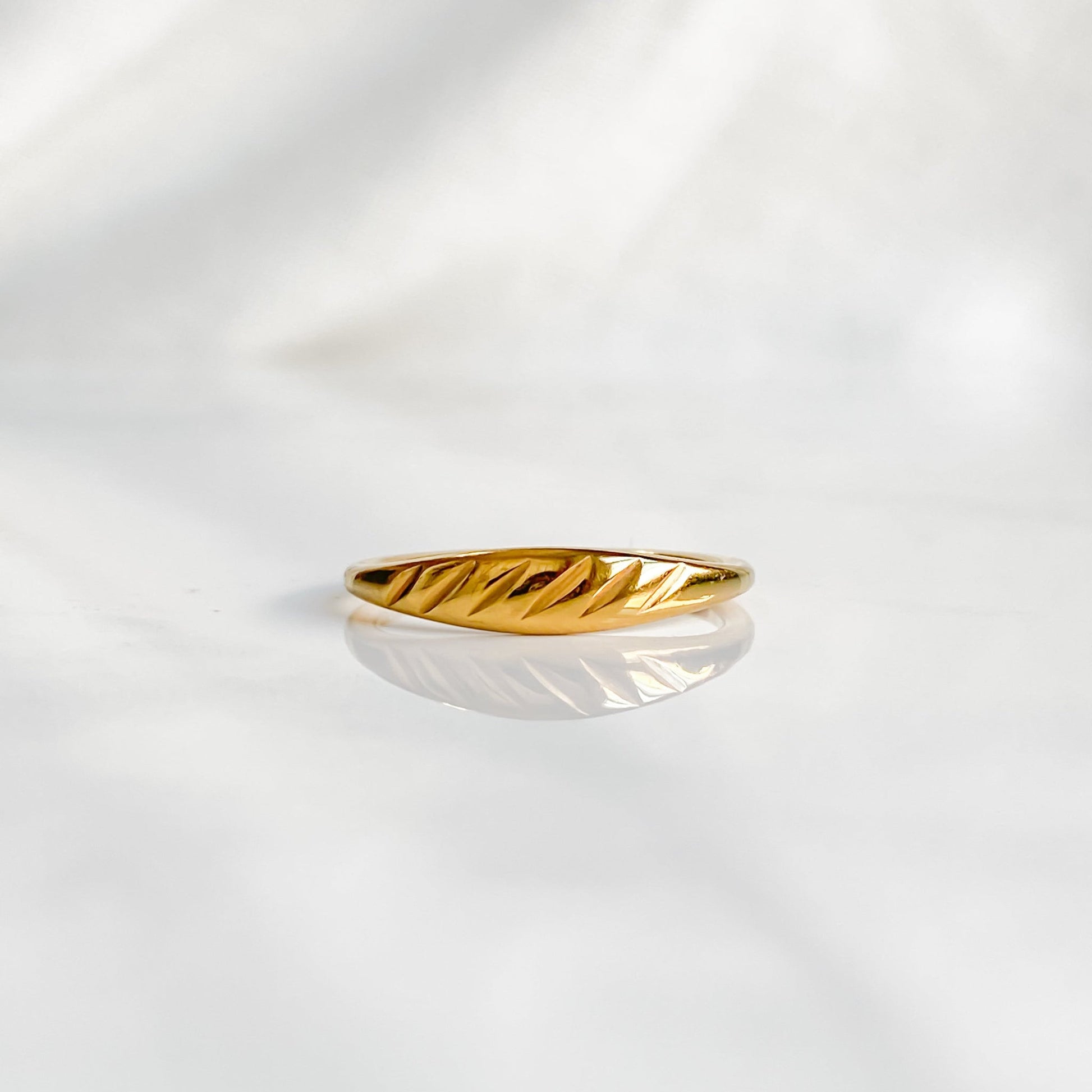 18K Gold-Plated Stainless Steel Ring for Women | CÉRÈS
