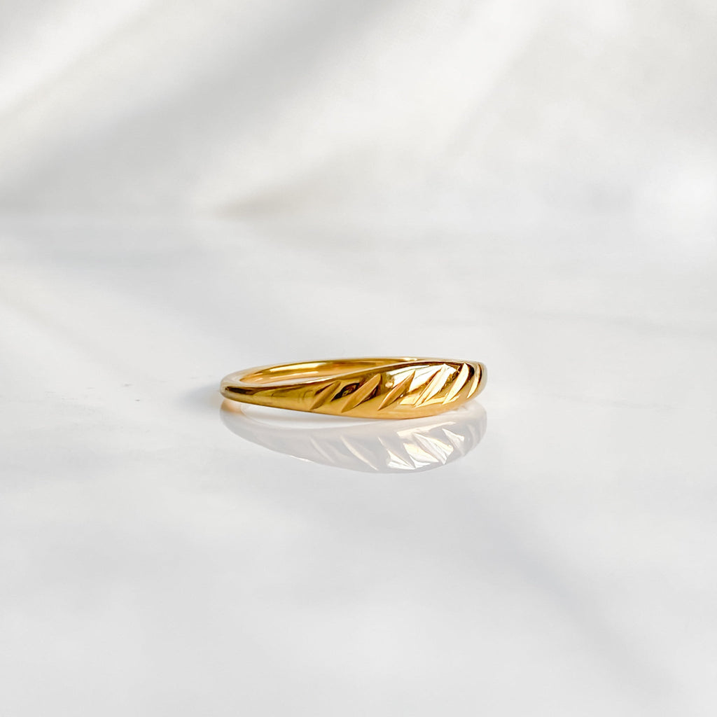 18K Gold-Plated Stainless Steel Ring for Women | CÉRÈS