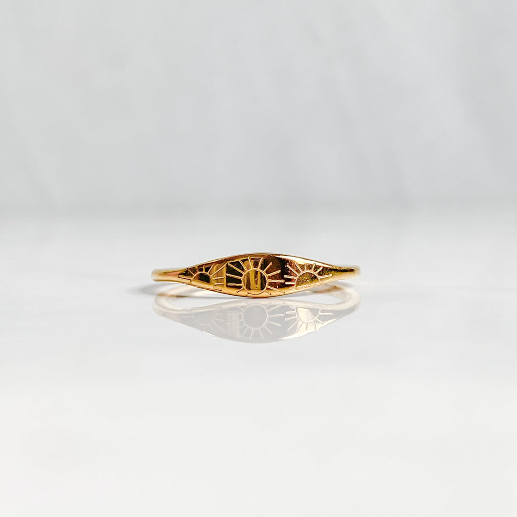Bague dorée soleil en acier inoxydable plaqué or 18K | ASTRAÉA