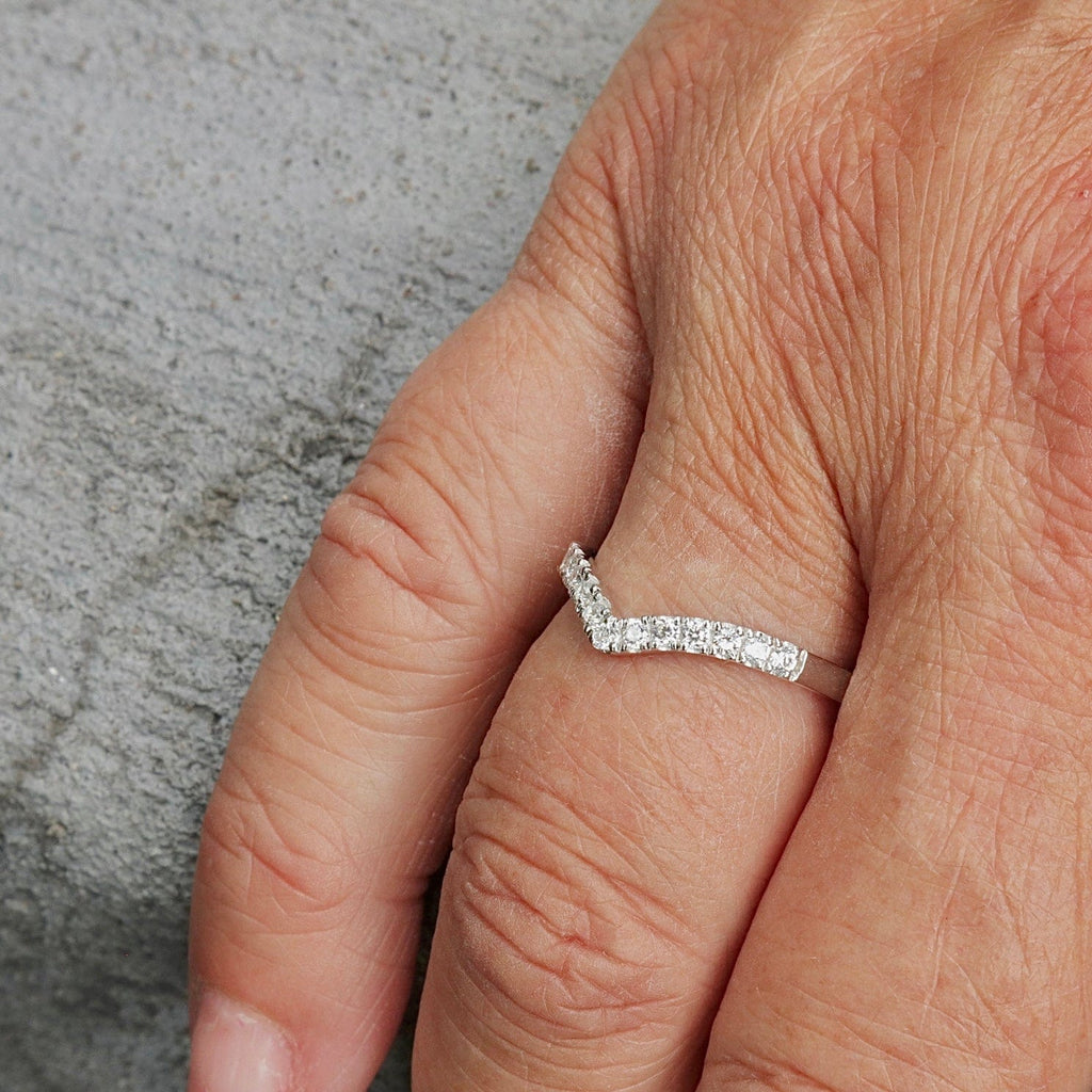 Sterling Silver V Ring