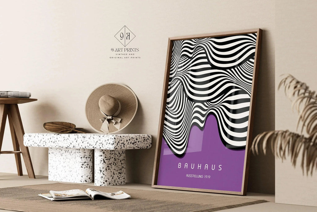 Affiche Bauhaus Waves : style moderne du milieu du siècle, couleur lilas foncé