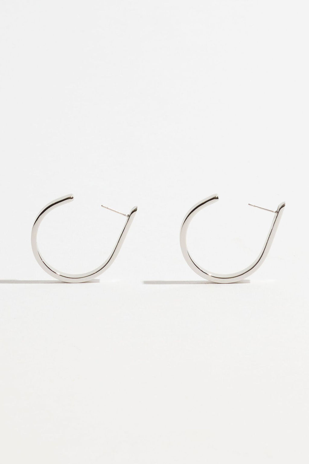Boucles d'oreilles créoles à boucle ouverte