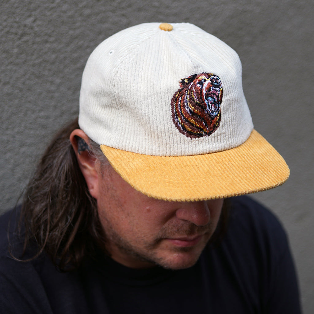 Chapeau en velours côtelé Bear