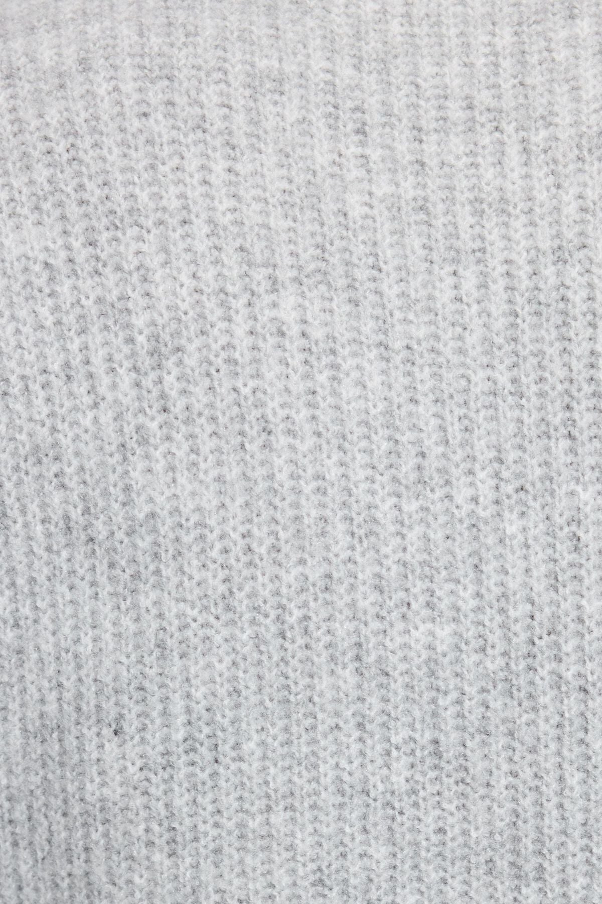 Pull confortable à col en V