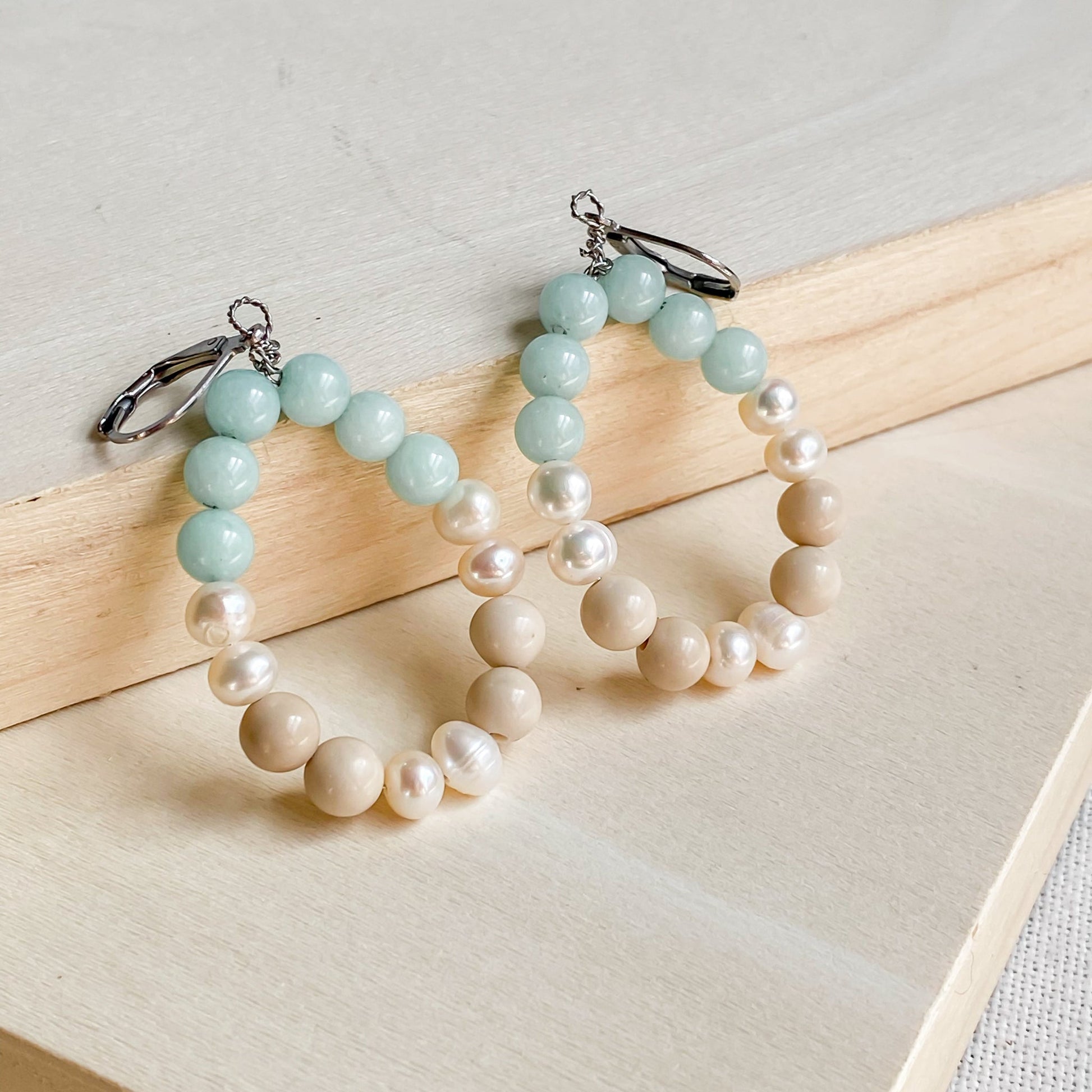 Boucles d'oreilles en amazonite et perles d'eau douce | CALANQUES