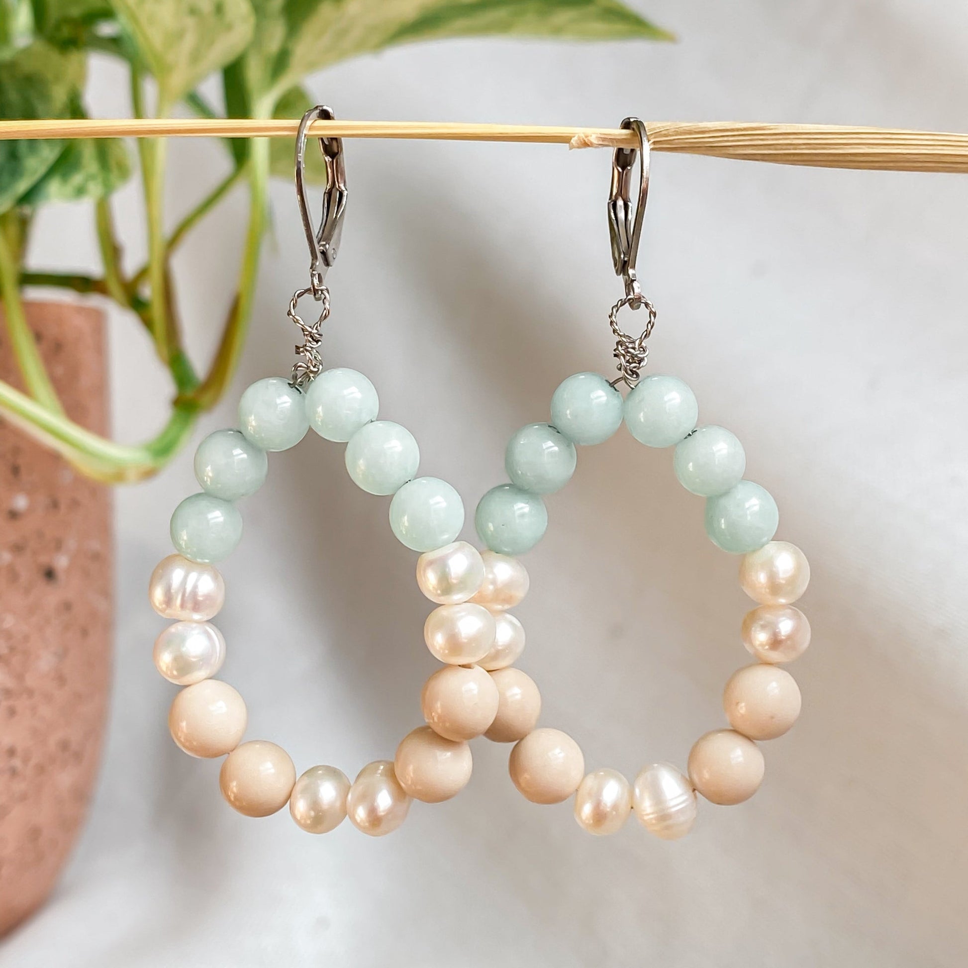 Boucles d'oreilles en amazonite et perles d'eau douce | CALANQUES