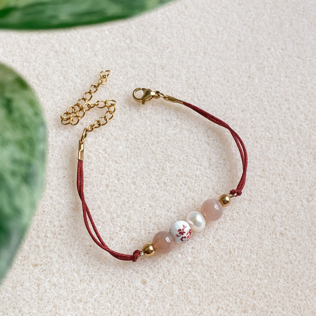 Bracelet cordon rouge en pierres naturelles | ÉVEIL