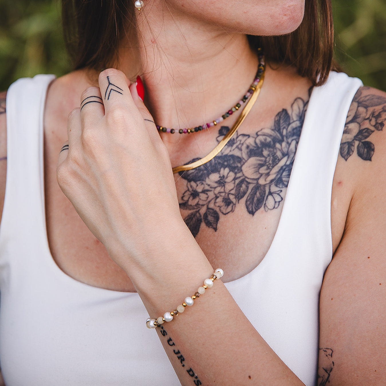 Bracelet fin en pierres de jade jaune et perles d'eau douce | THÉIA