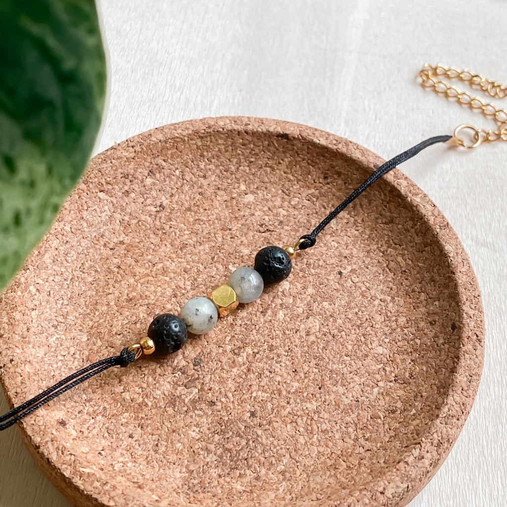 Bracelet cordon diffuseur d'huiles essentielles | NOCTIS