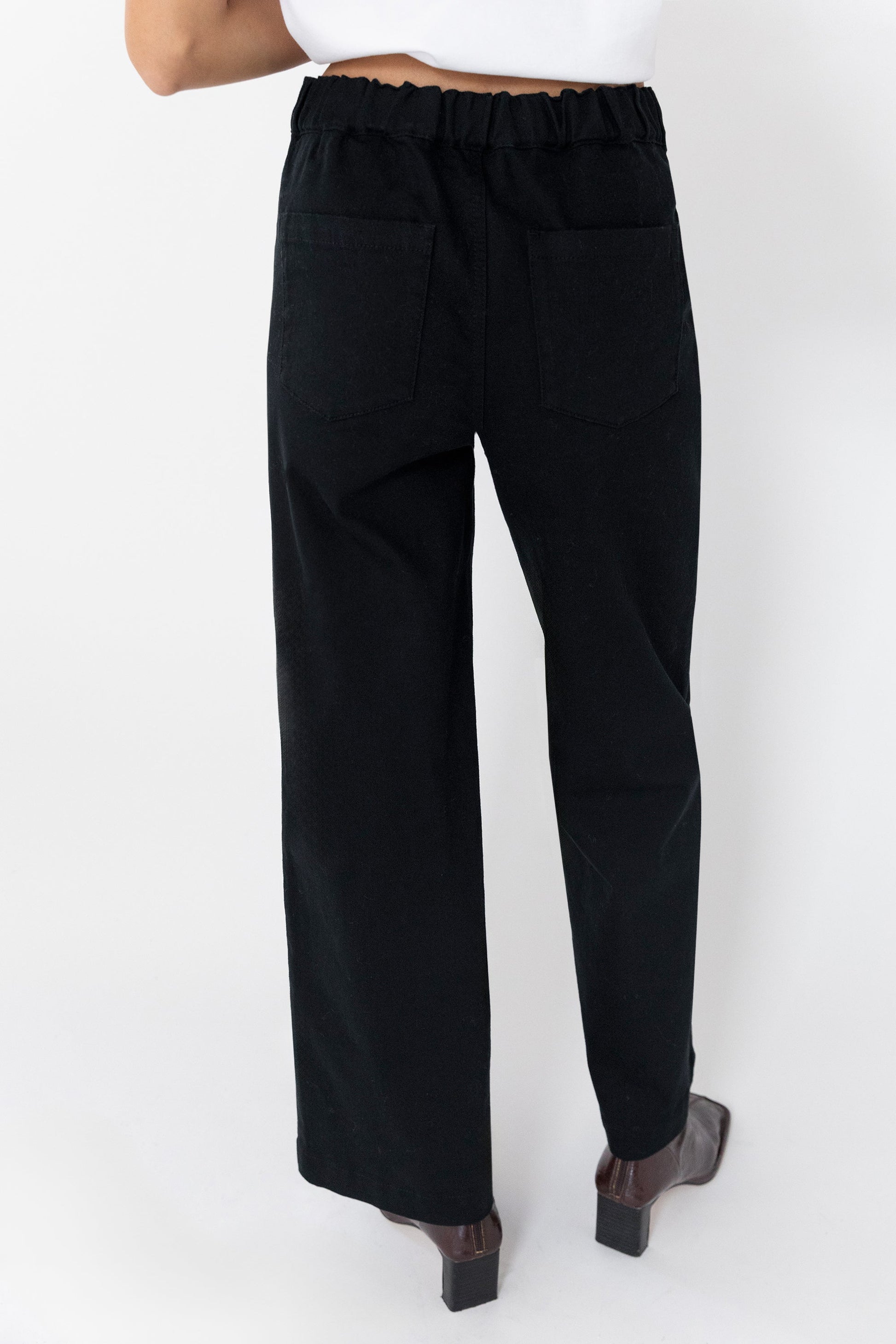 PANTALON LARGE EN SERGÉ LONGUEUR RÉGULIÈRE