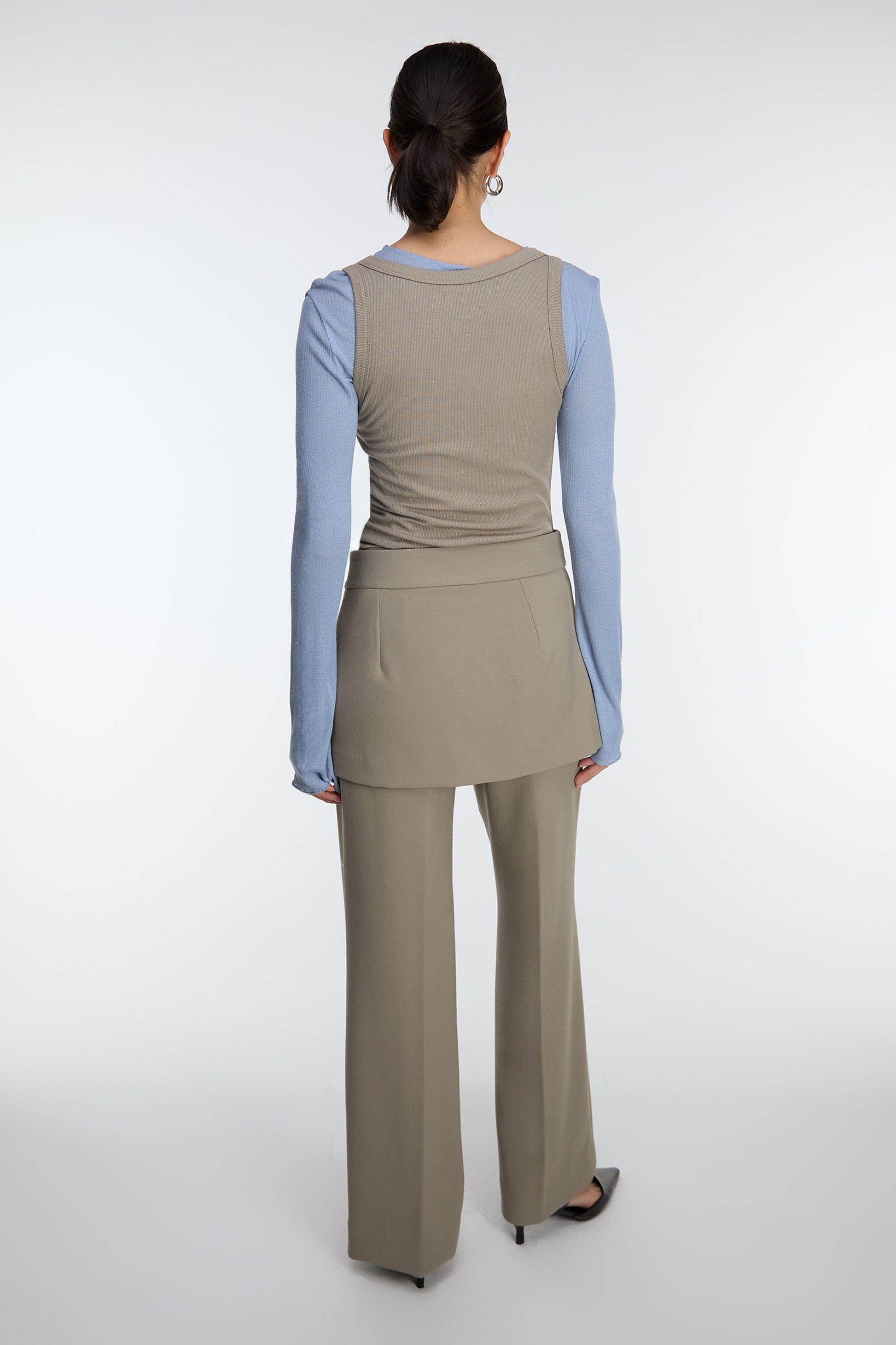 PANTALON DE COSTUME À SUPERPOSITION JUPE