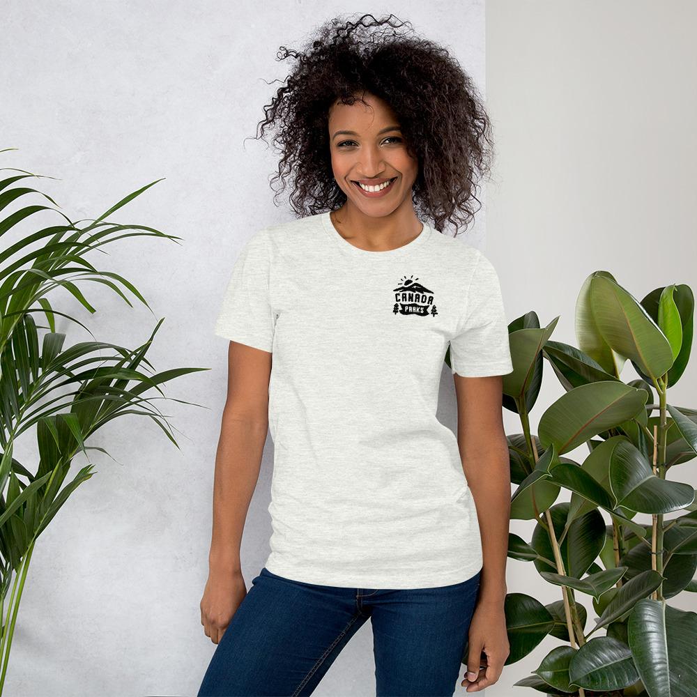 T-shirt unisexe Liste de vérification des parcs nationaux du Canada