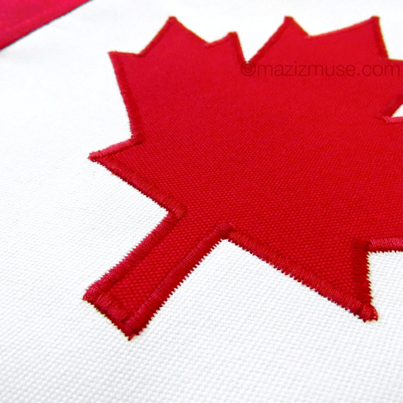 Housse de coussin Sunbrella drapeau du Canada, housse de coussin d'extérieur Sunbrella feuille d'érable 