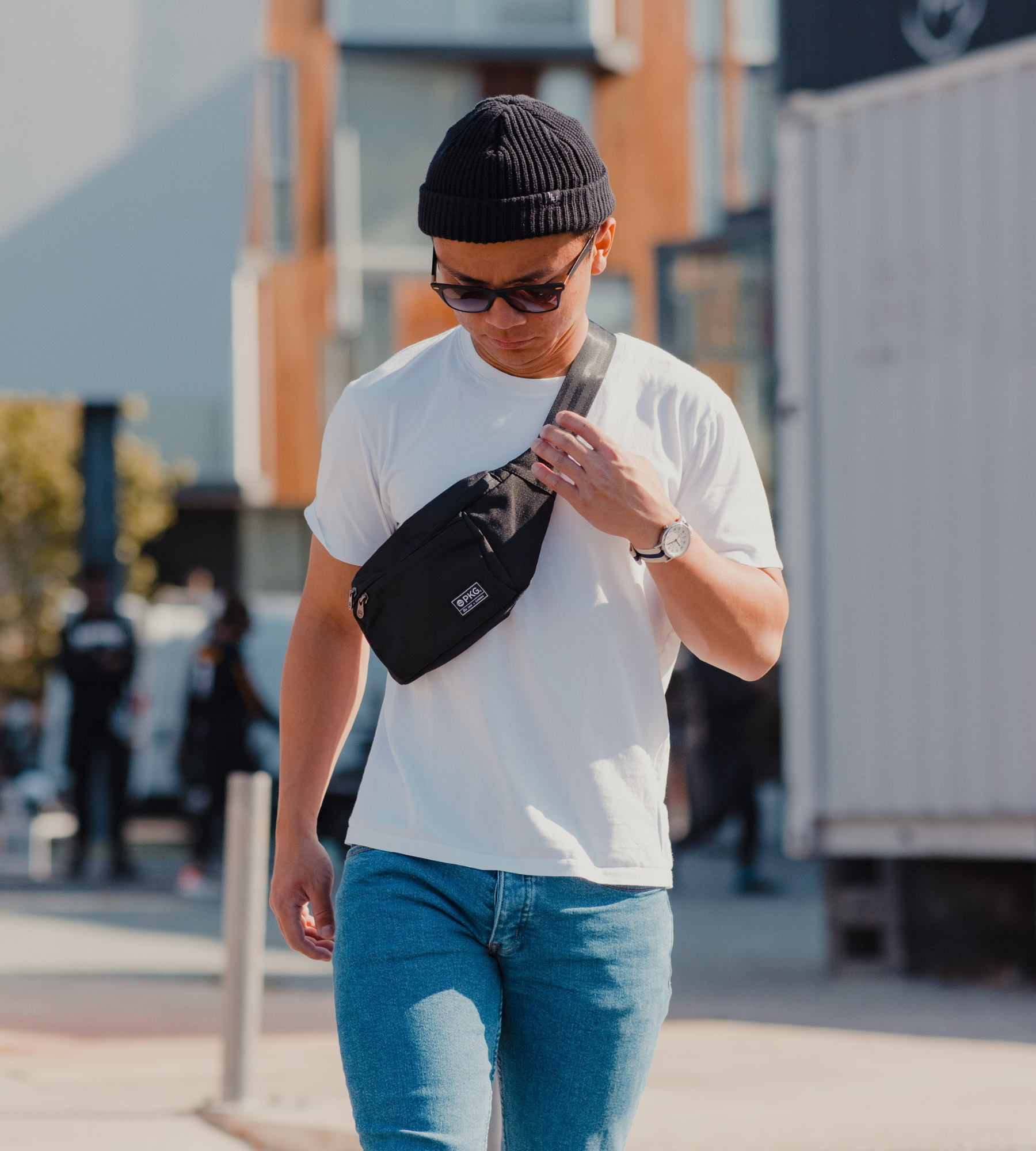 PKG Bremner 2L Cross-body