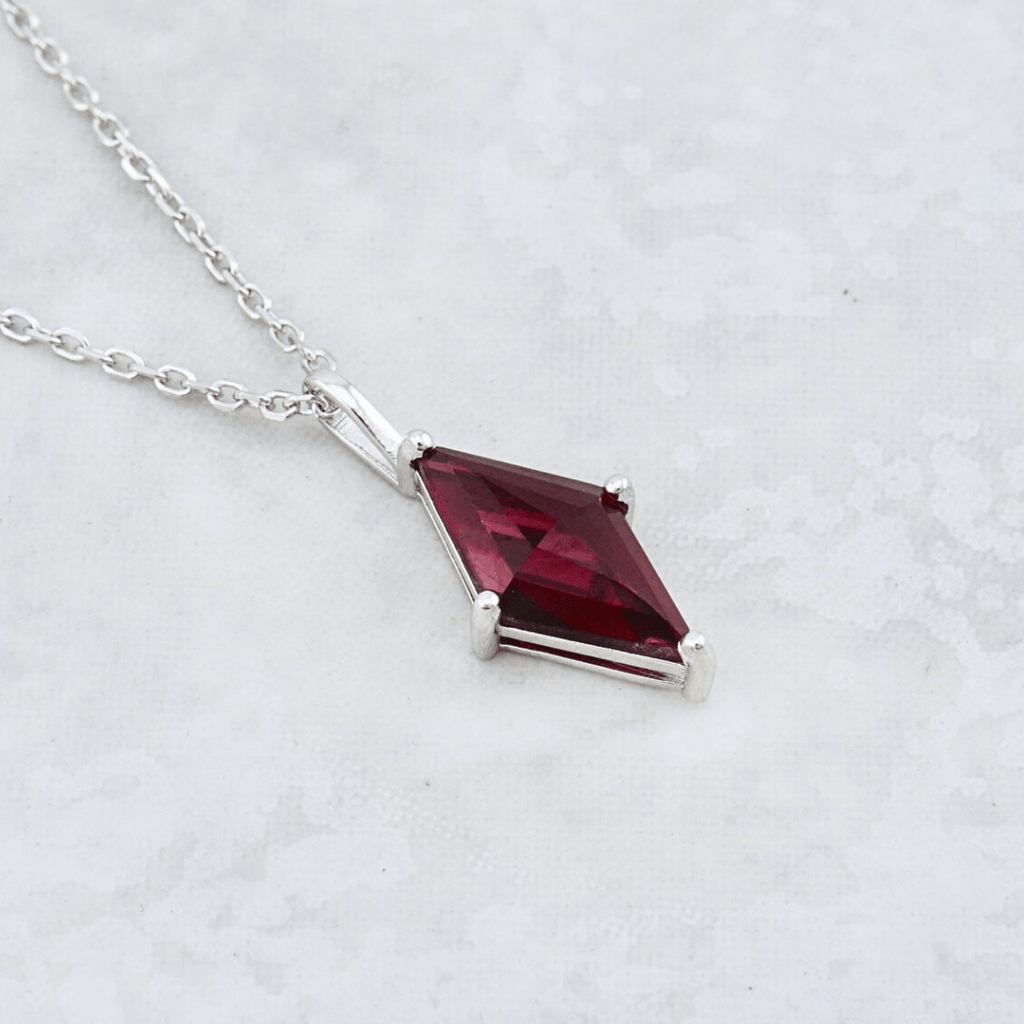 Sterling Silver Diamond-Shaped Necklace with Garnet