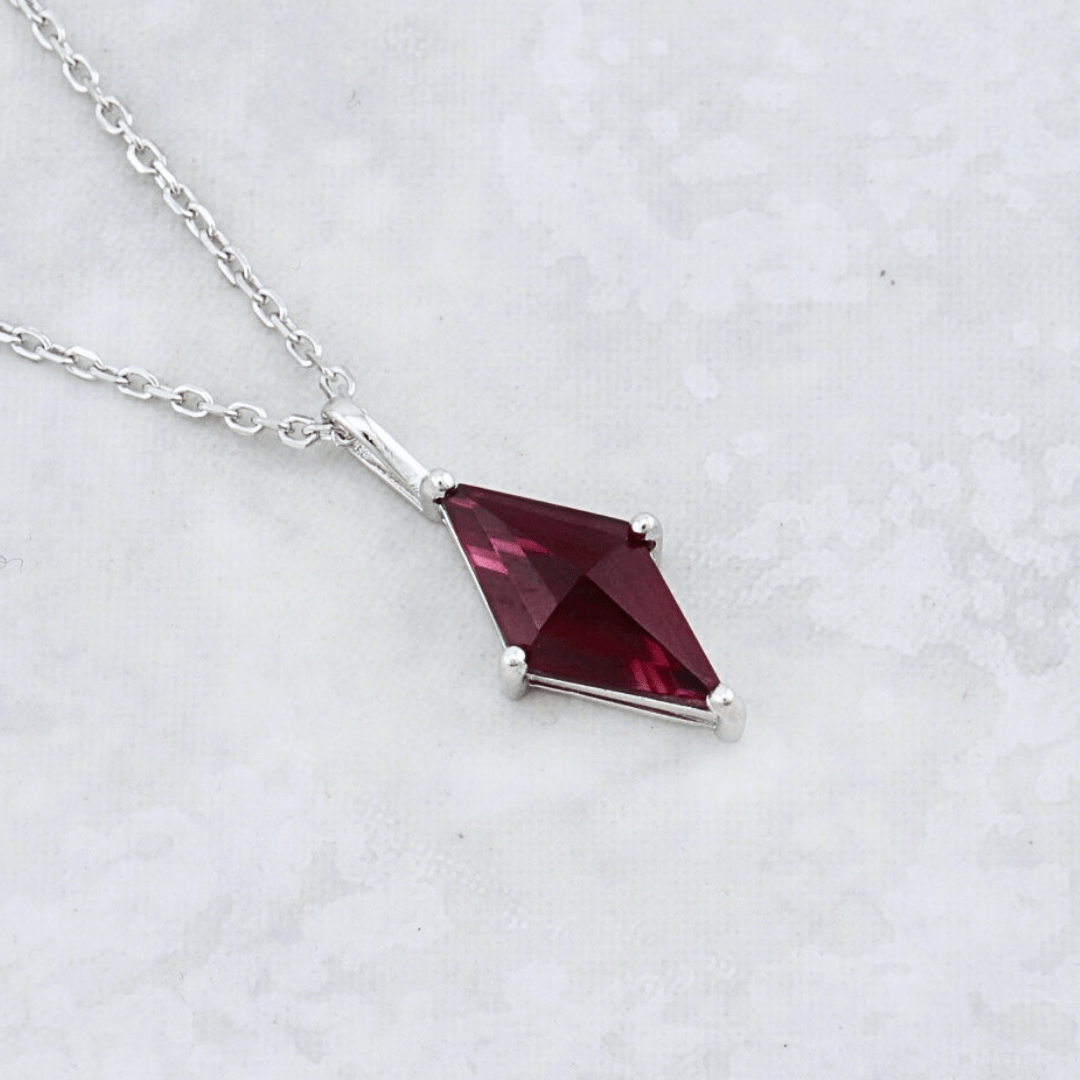 Sterling Silver Diamond-Shaped Necklace with Garnet