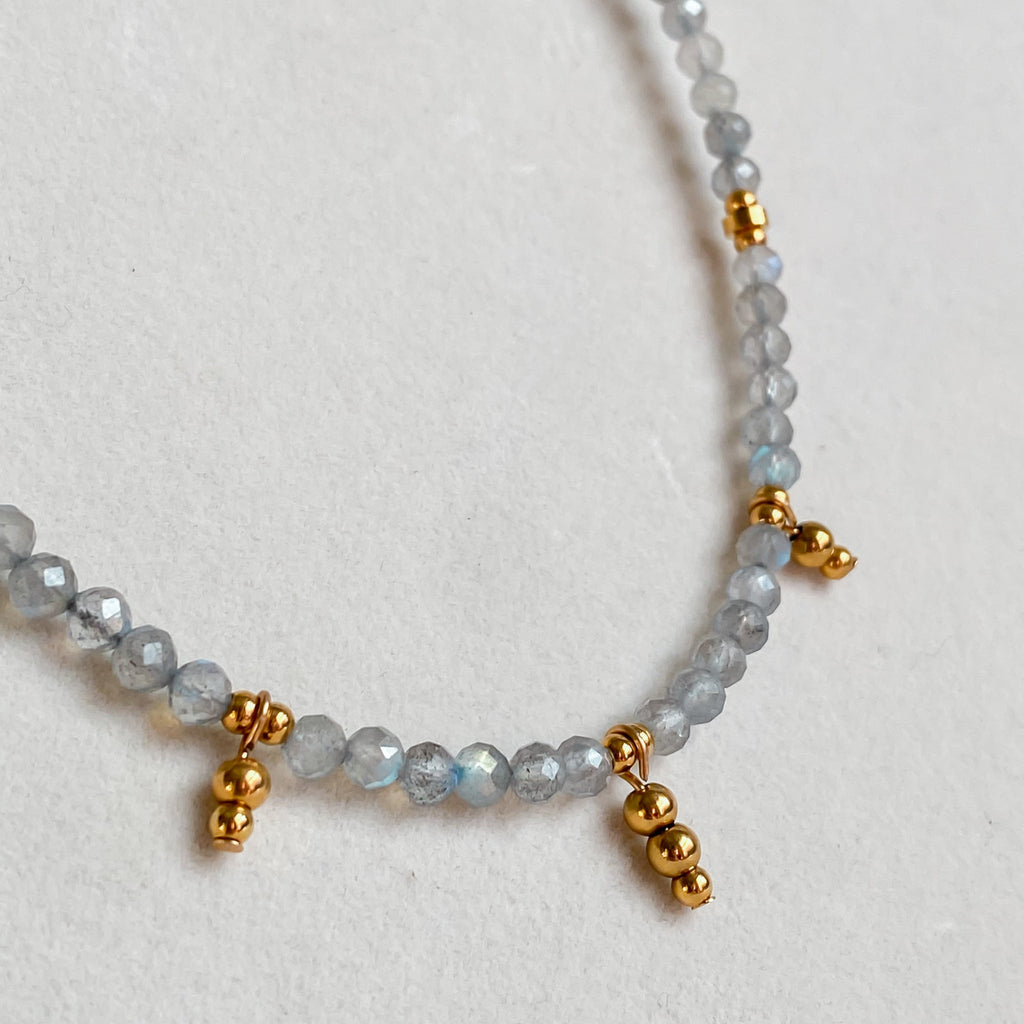 Collier en pierres de Labradorite | SÉLÉNÉ