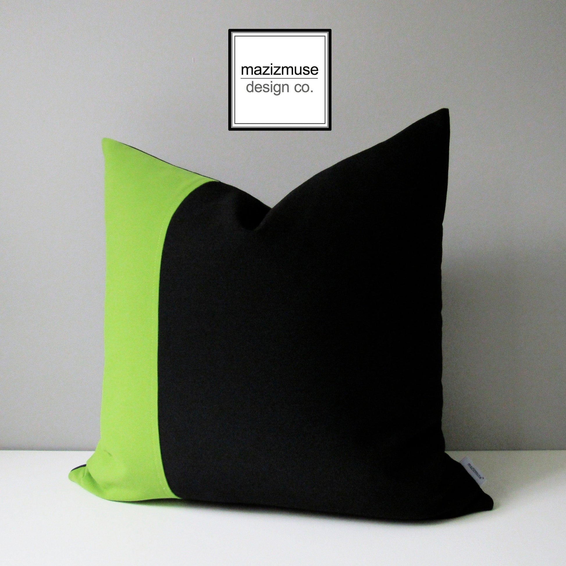 Housse de coussin d'extérieur moderne vert citron et noir, coussins décoratifs à blocs de couleurs