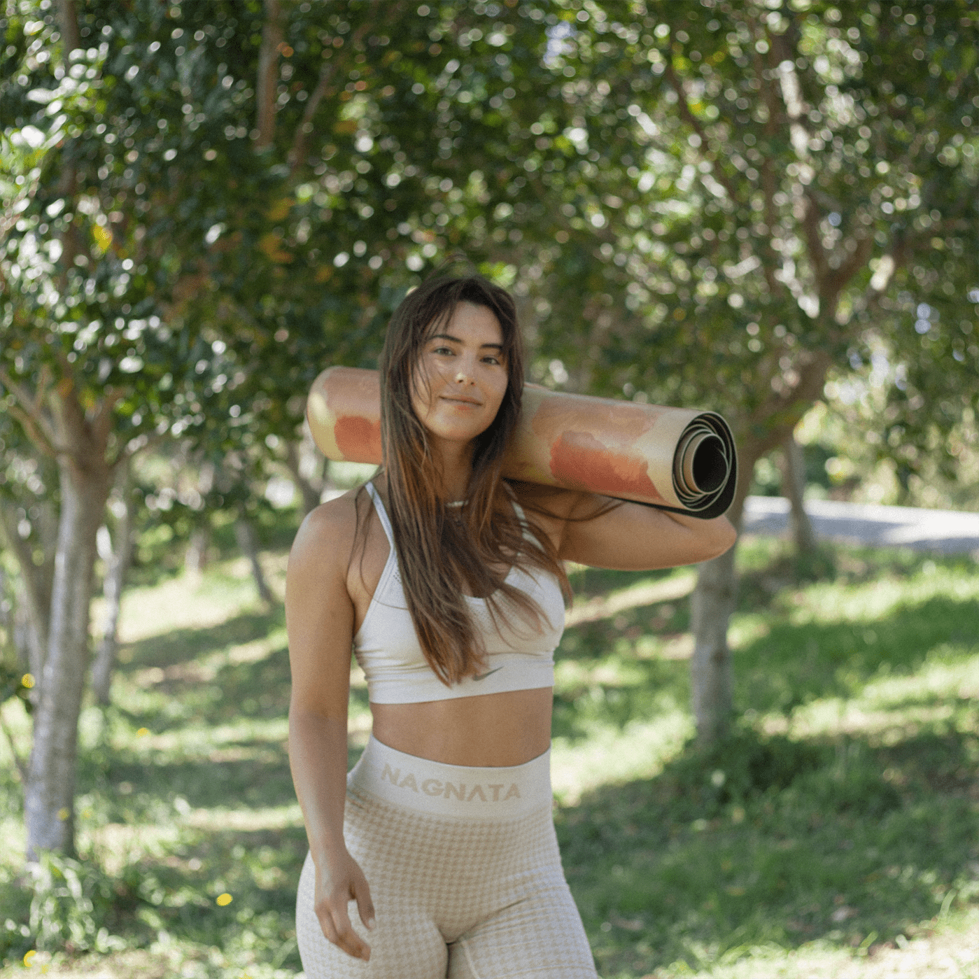 Crk Yoga Mat made of Recycled Natural Rubber with an Alignment System, 4mm Thick • The Summer Mat