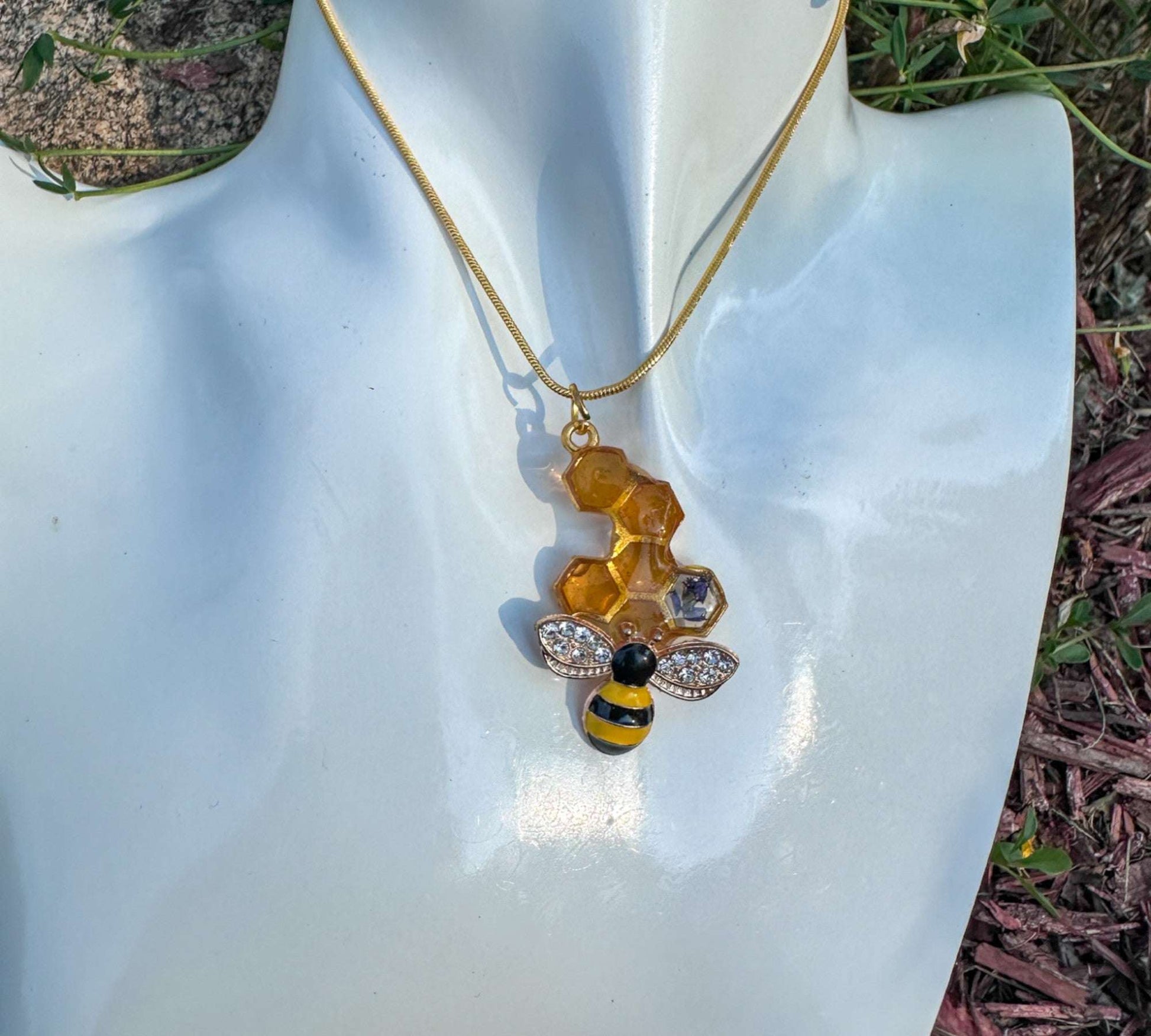 Bee -utiful Honeycomb Handmade Pendant with Real Flowers and Bee Charm