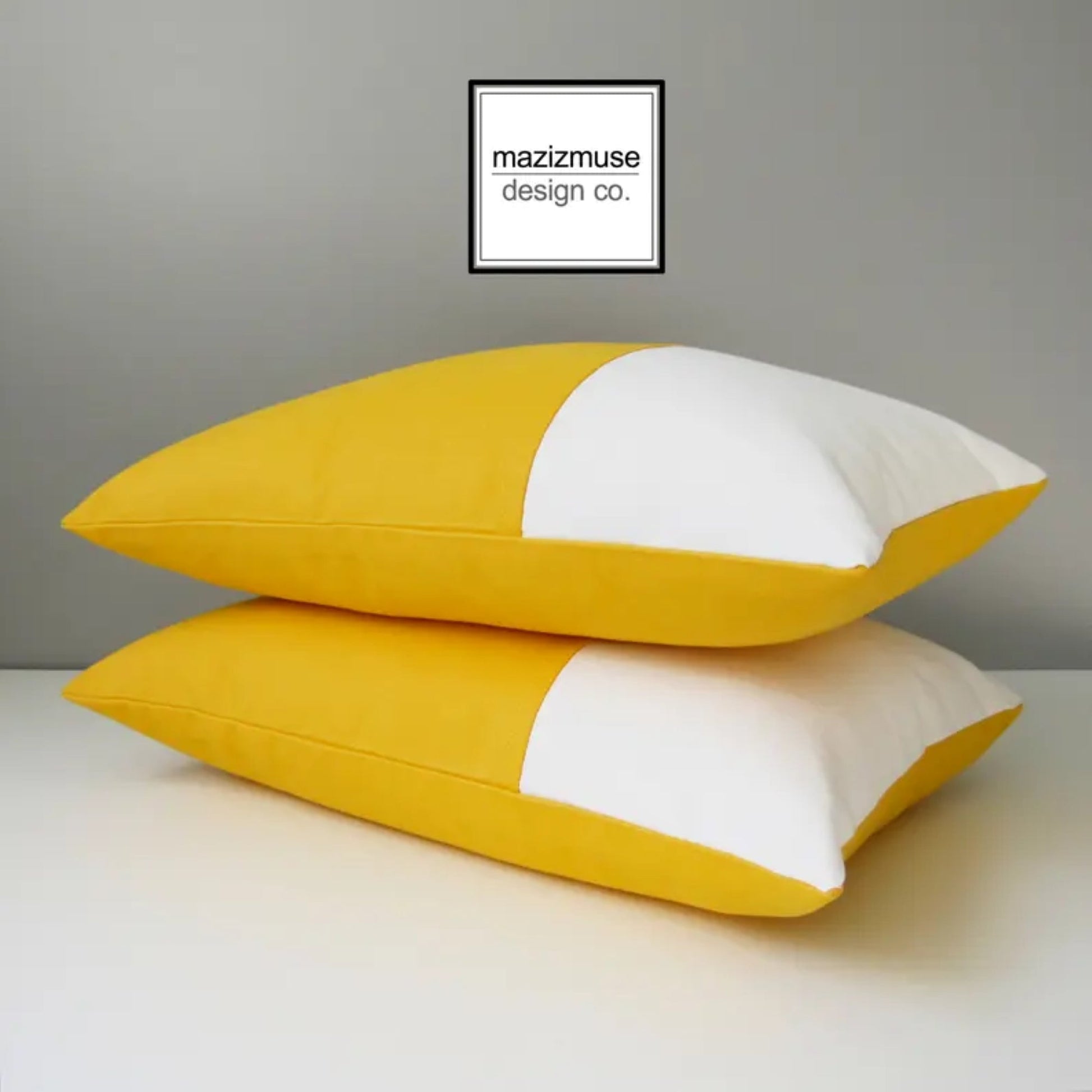 Housse de coussin d'extérieur jaune tournesol et blanc, housse de coussin moderne Sunbrella® 