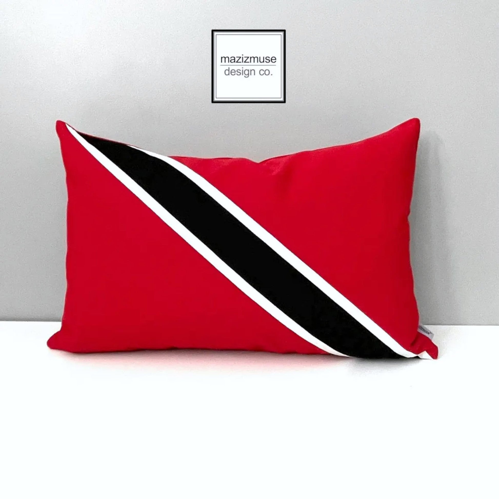 Housse de coussin Sunbrella® drapeau de Trinité-et-Tobago, taie d'oreiller drapeau par Mazizmuse 