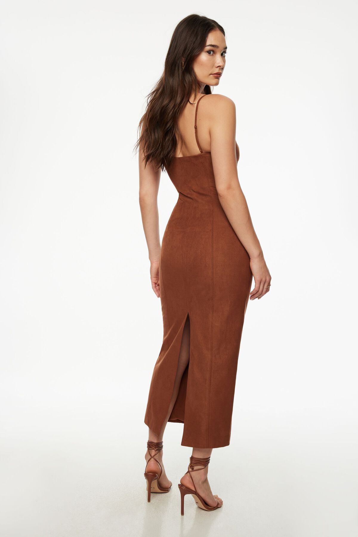 Robe longue Amira en faux daim