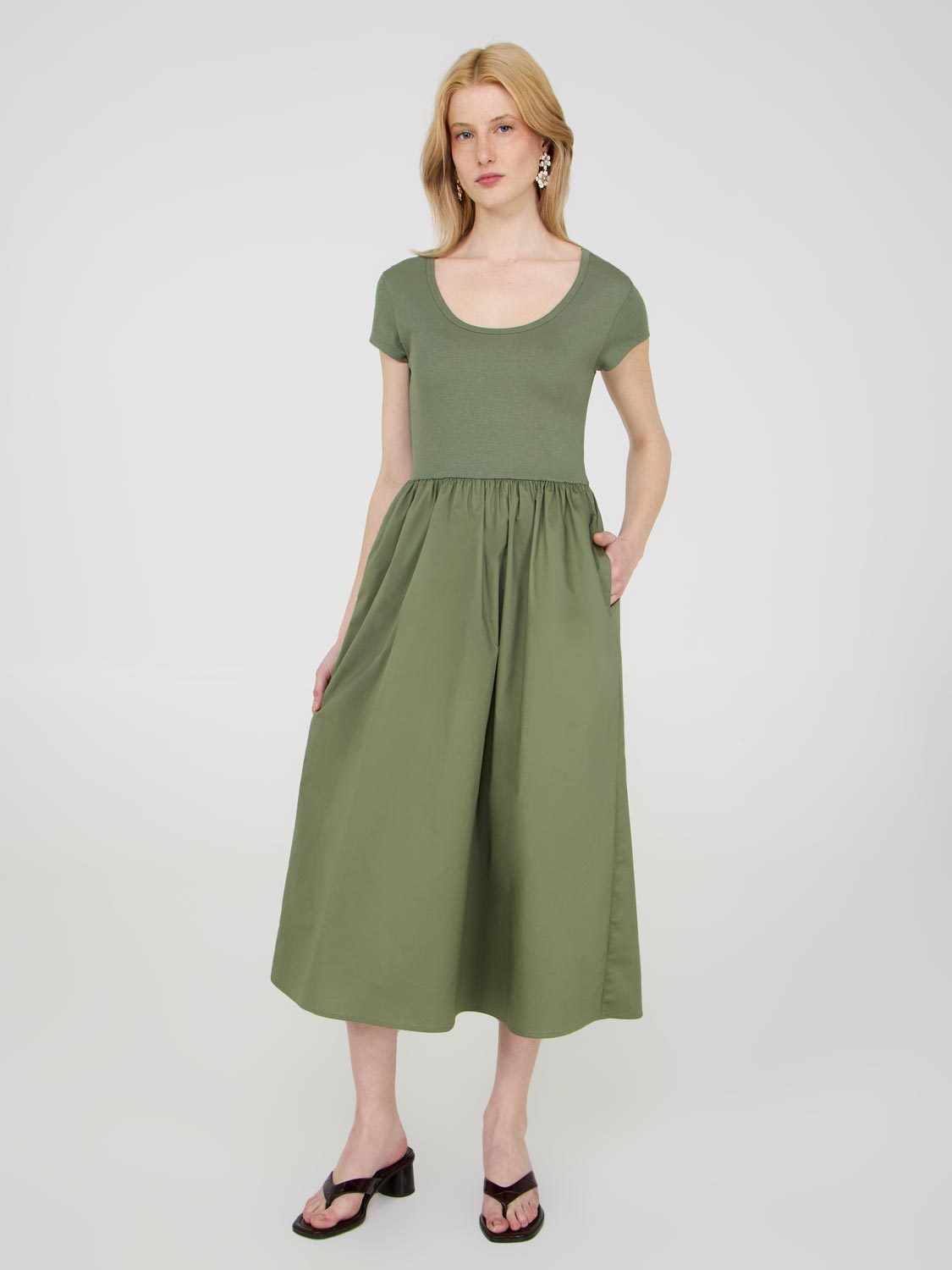 Robe mi-longue à manches courtes 2-Fer