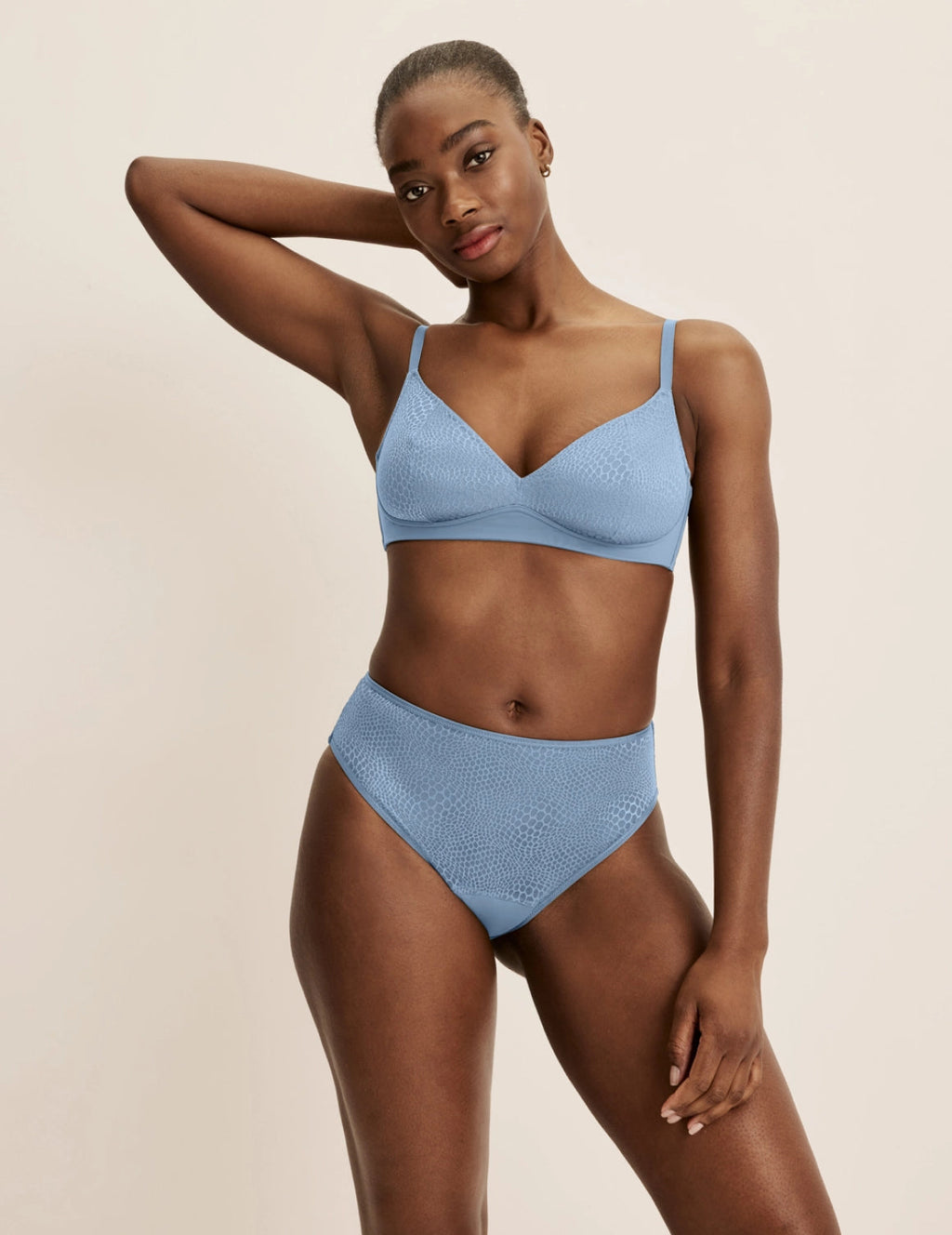 Essential Gossamer Lace French Cut