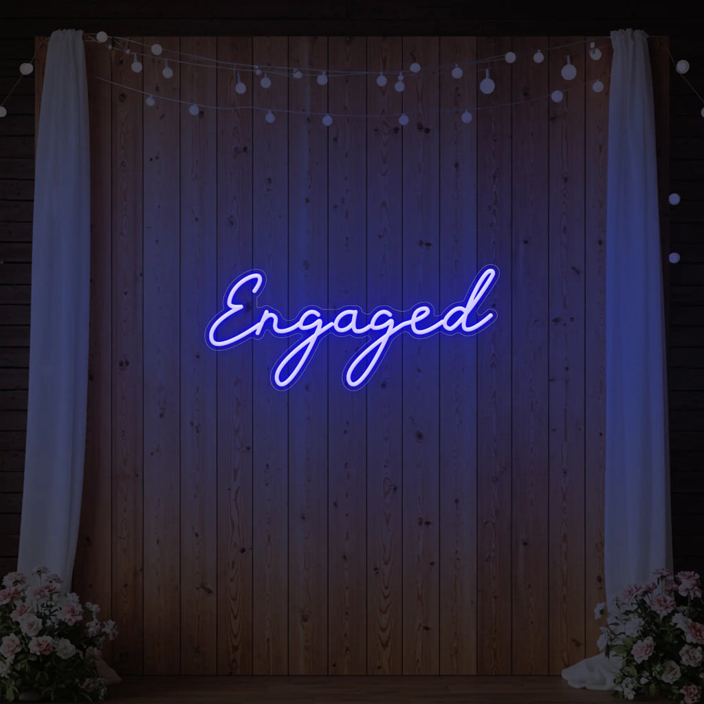 Enseigne lumineuse « Fiancé »