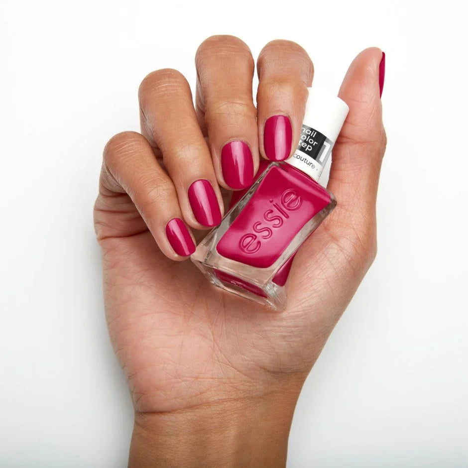 Essie Gel Couture VIPlease