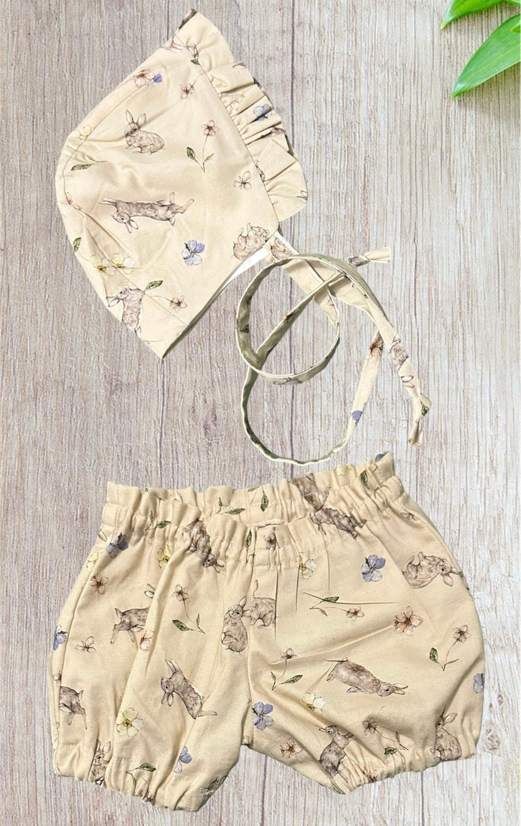 Newborn Bonnet and Bloomer Set