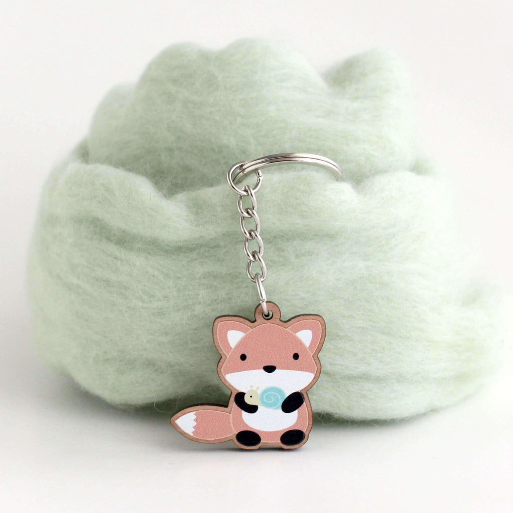 Porte-clés en bois Renard avec escargot - Charmant porte-bonheur en bois - Cadeau écologique