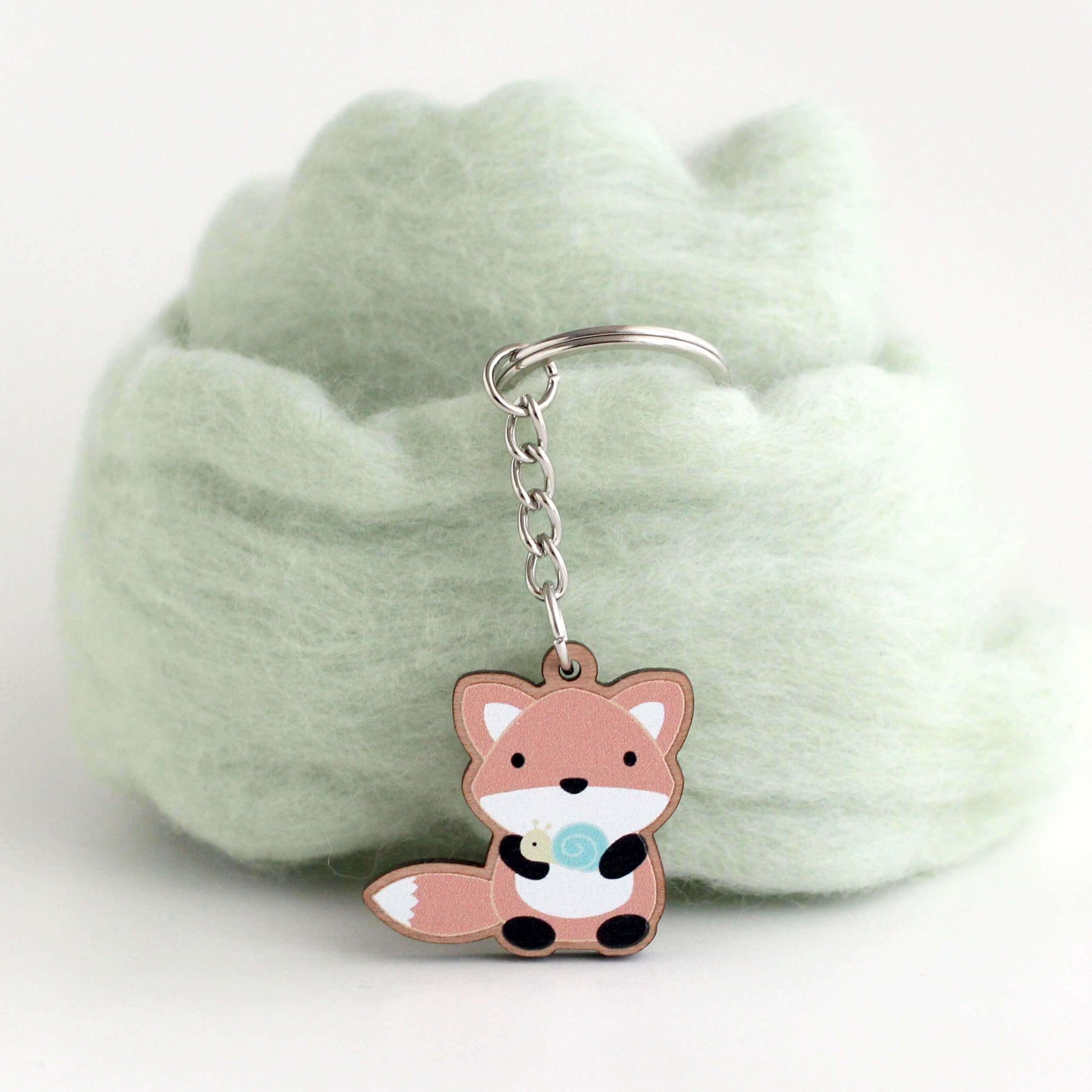 Porte-clés en bois Renard avec escargot - Charmant porte-bonheur en bois - Cadeau écologique